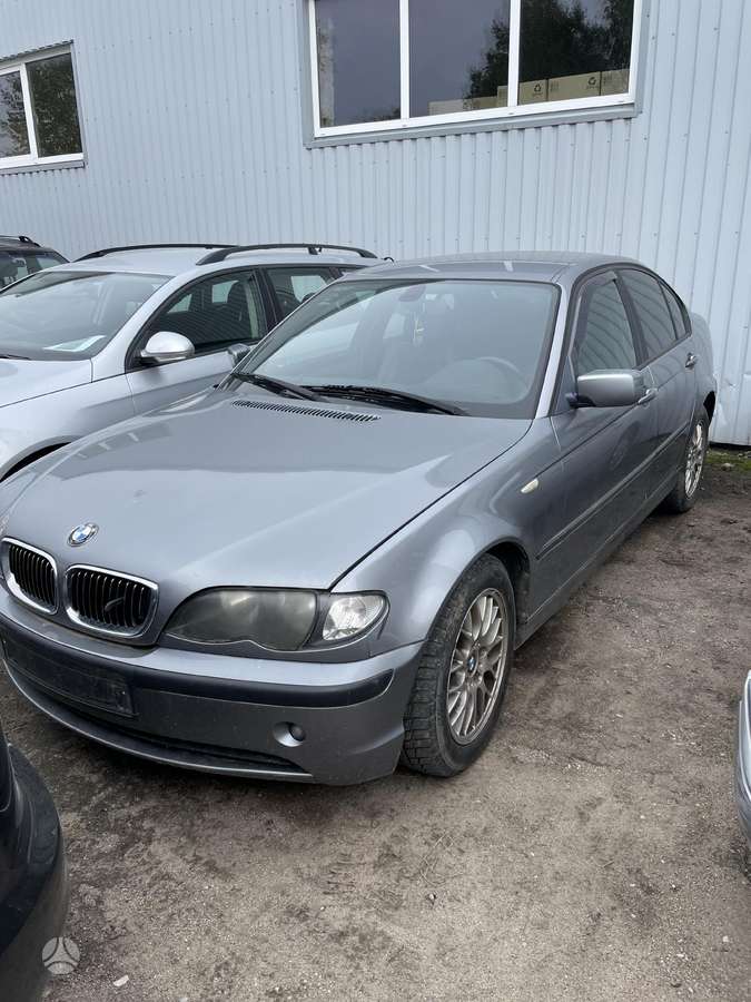 BMW 320