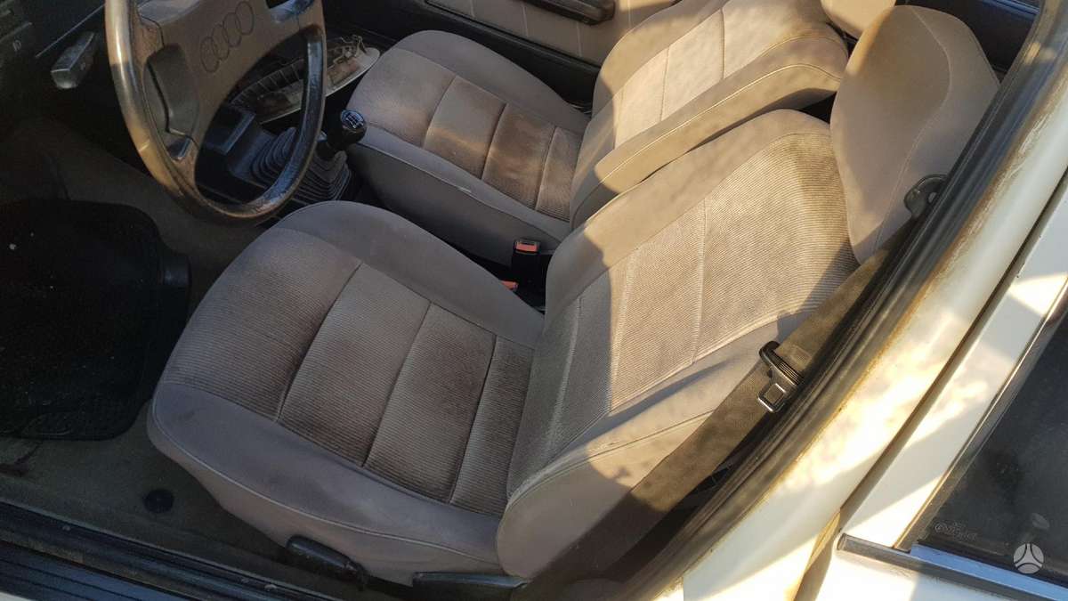 Audi 80 dalimis
