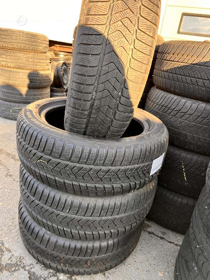 Pirelli Sottozero 3, winter 245/50 R19