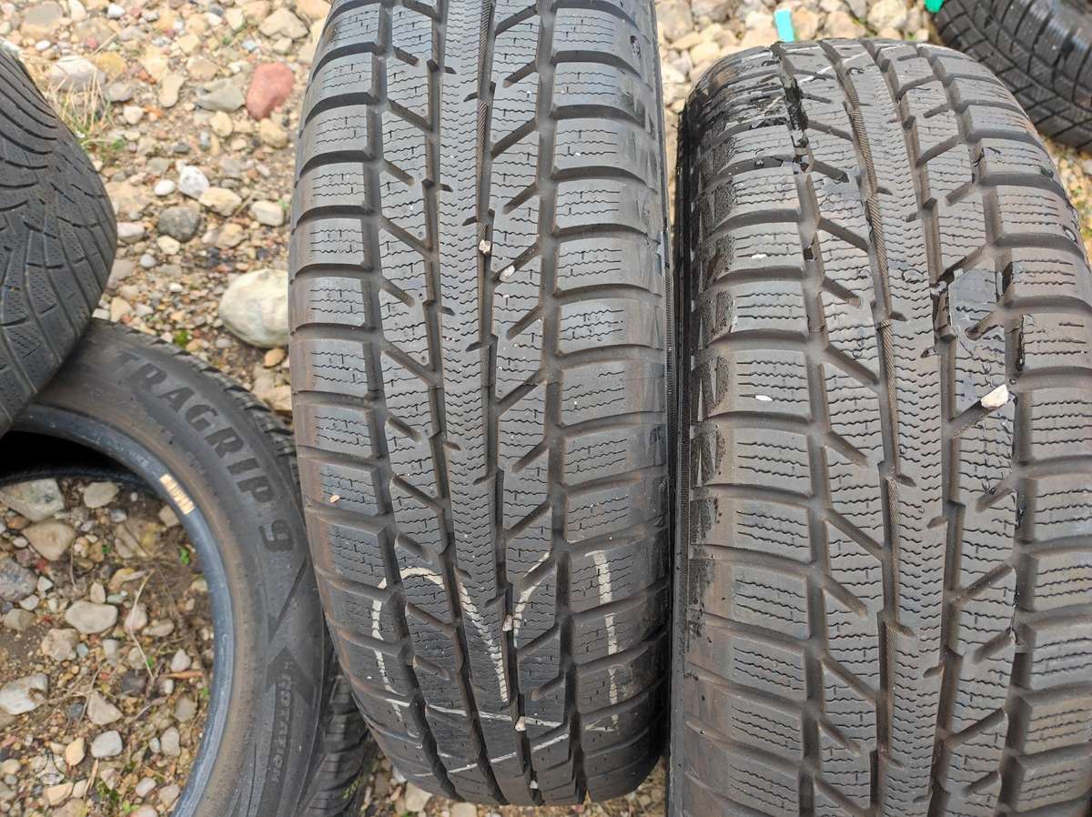 Yokohama, žieminės 165/60 R15
