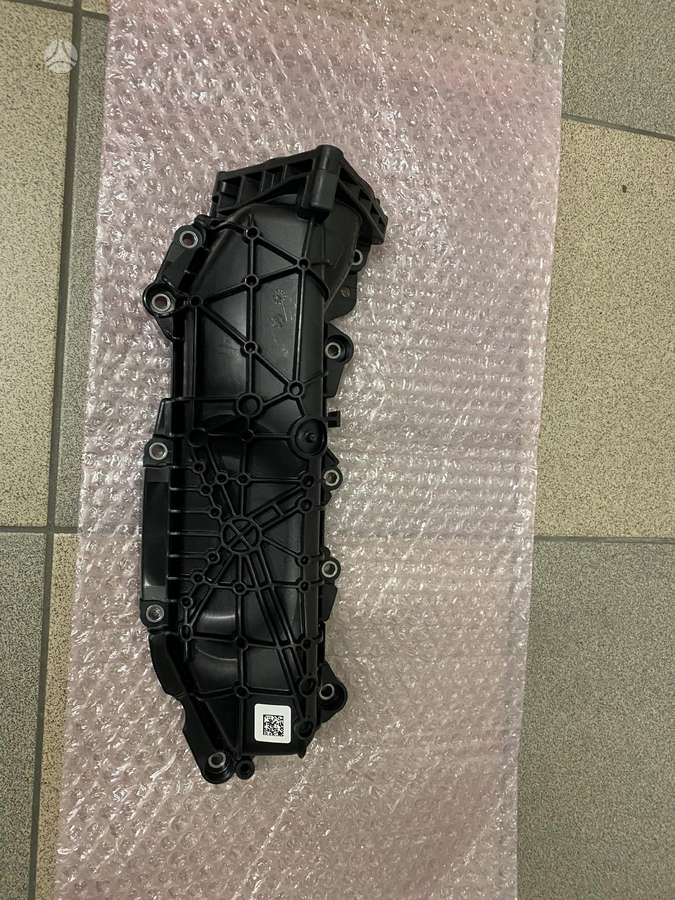 Porsche Macan body parts