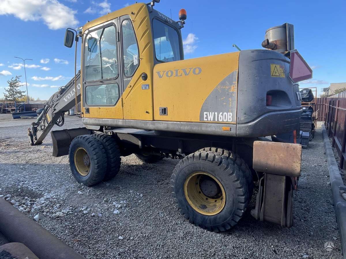 Volvo EW160B Dalimis, statybos ir kelių tiesimo technika