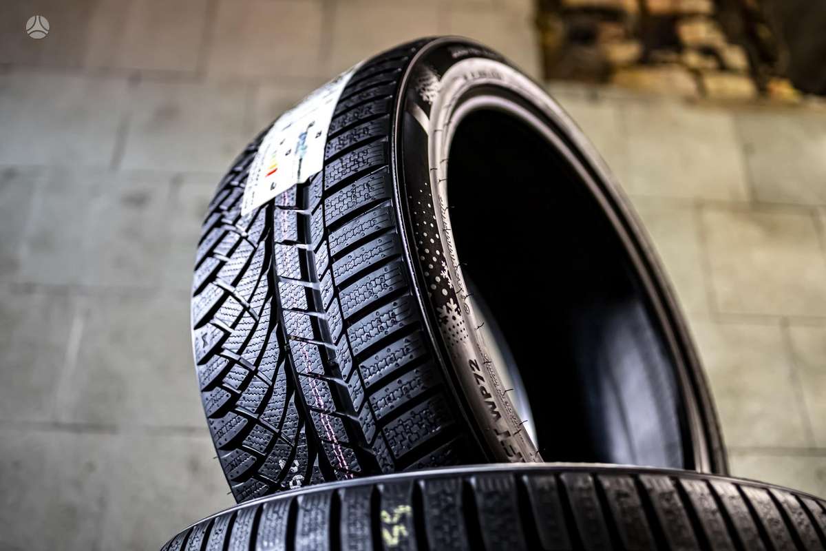Kumho WinterCraft WP72, žieminės 265/40 R20
