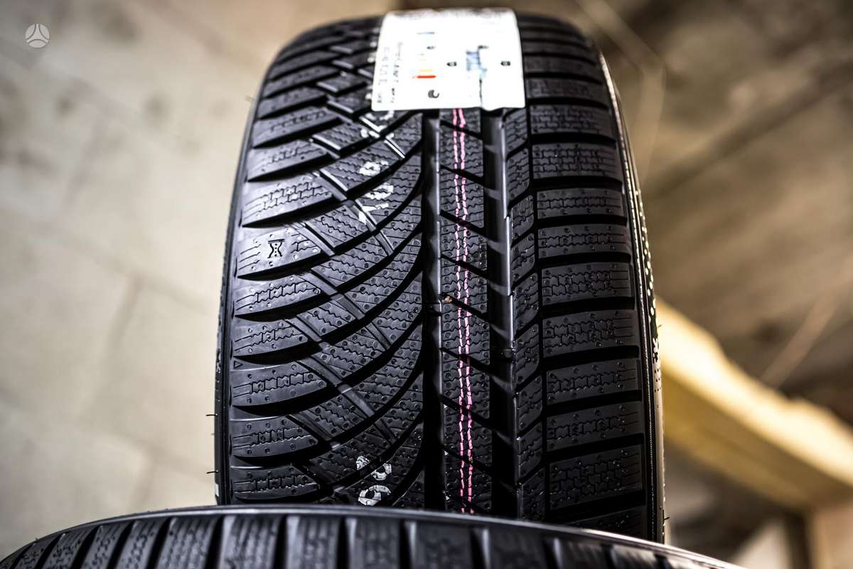 Kumho WinterCraft WP72, žieminės 265/40 R20