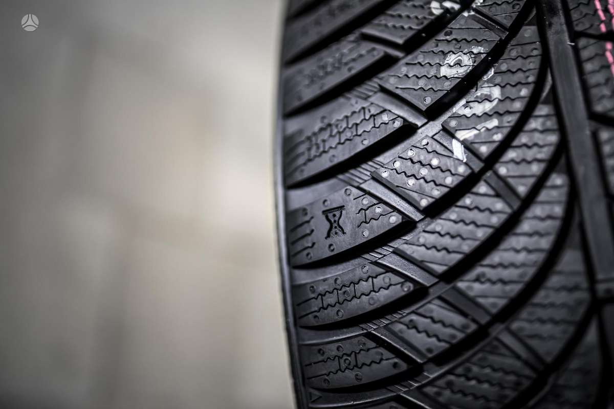 Kumho WinterCraft WP72, winter 265/40 R20