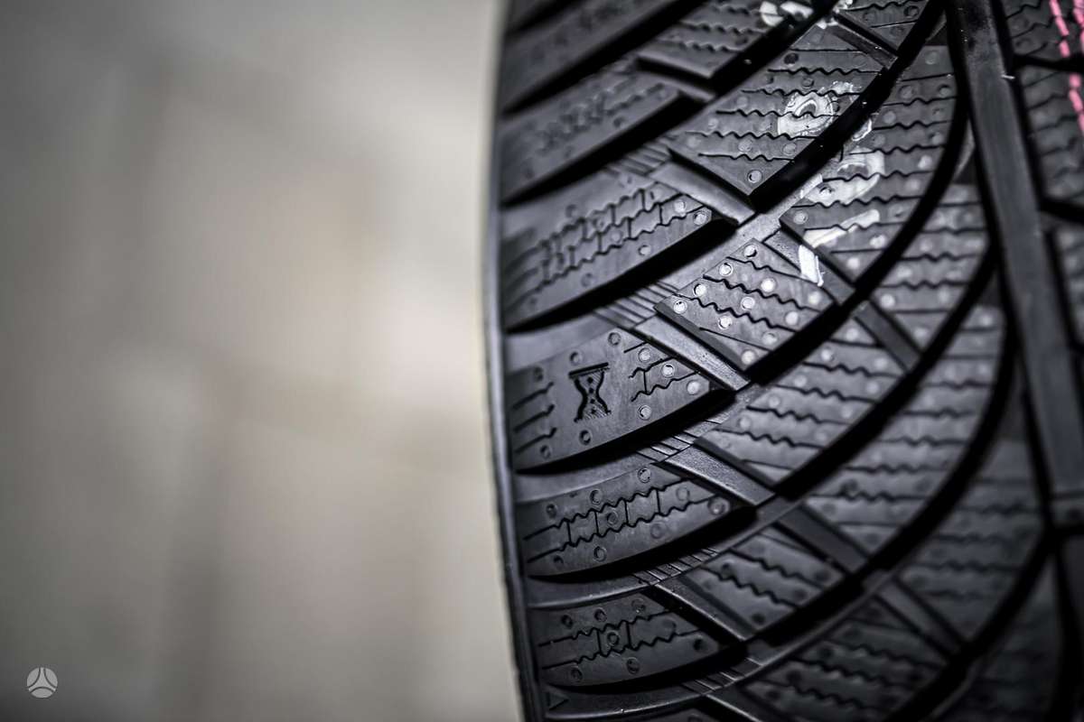 Kumho WinterCraft WP72, žieminės 265/40 R20