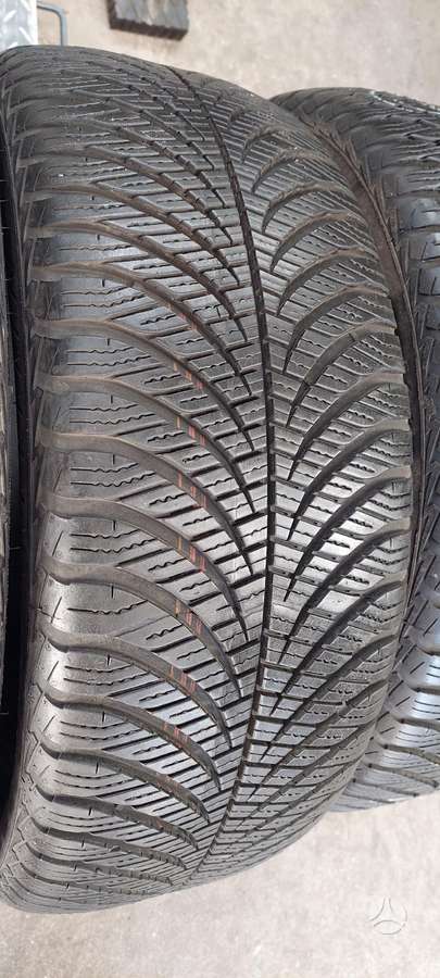 Goodyear, universalios 205/55 R16