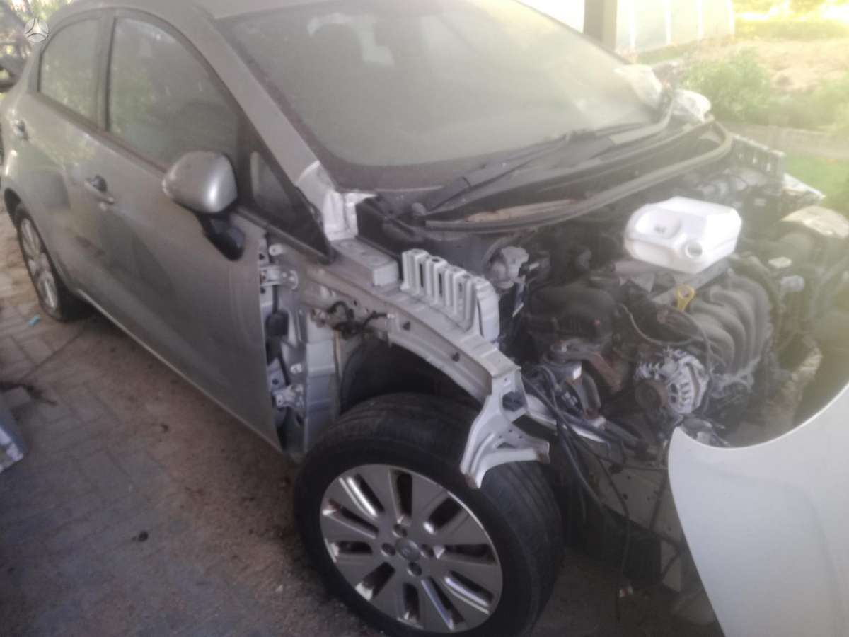 Kia Rio Hyundai i20 2010 2014
