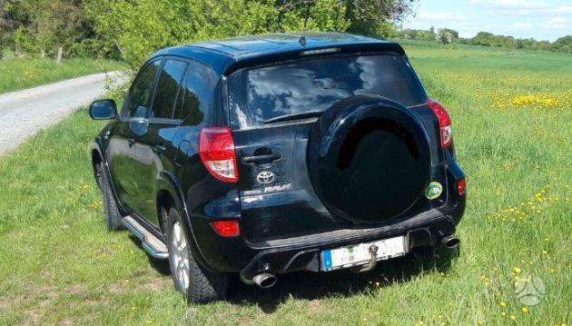Toyota RAV4 Auto ardomas platesnė info telefonu