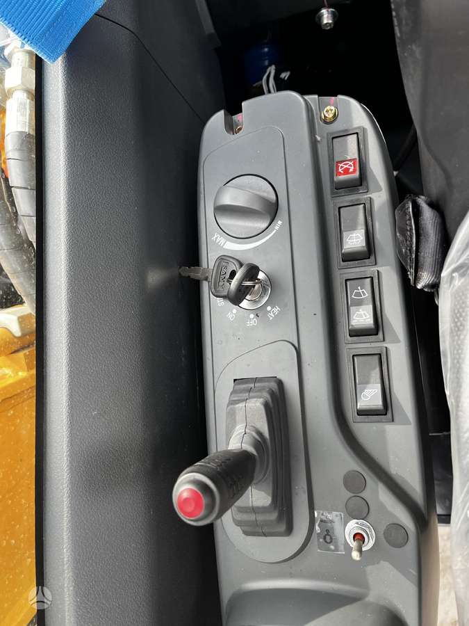 SANY SY135C, экскаваторы