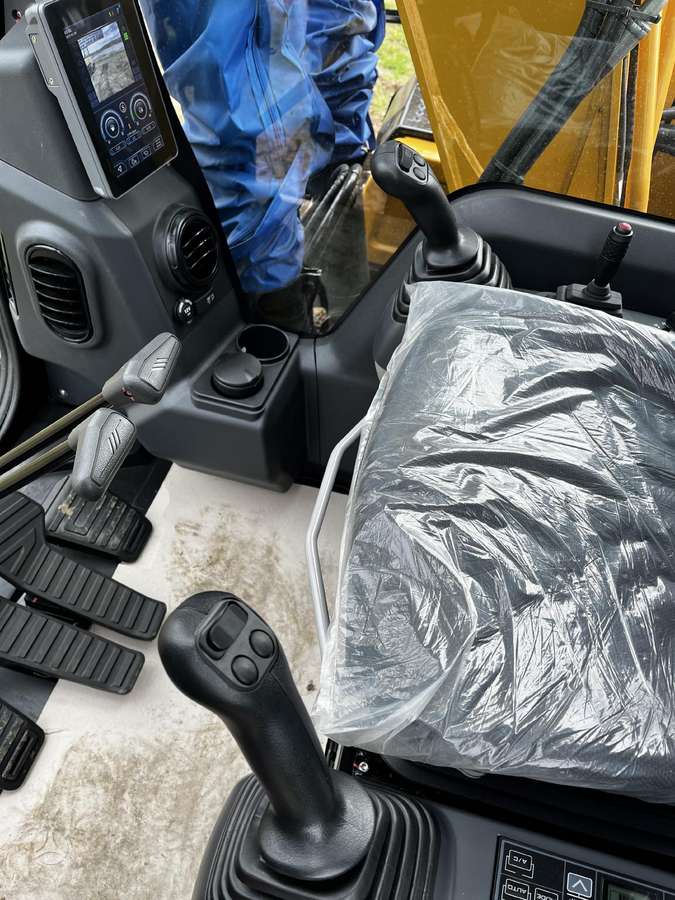 SANY SY135C, экскаваторы