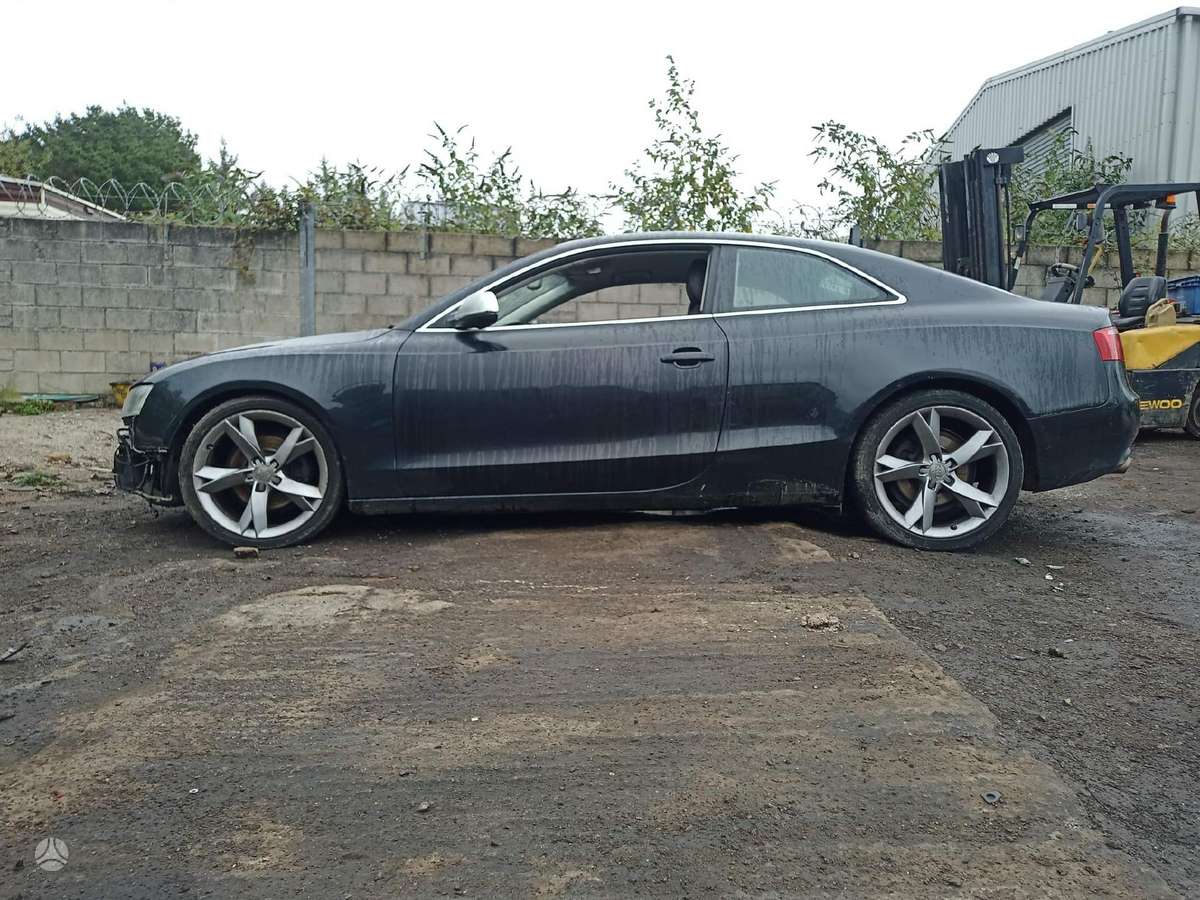 Audi A5 dalimis