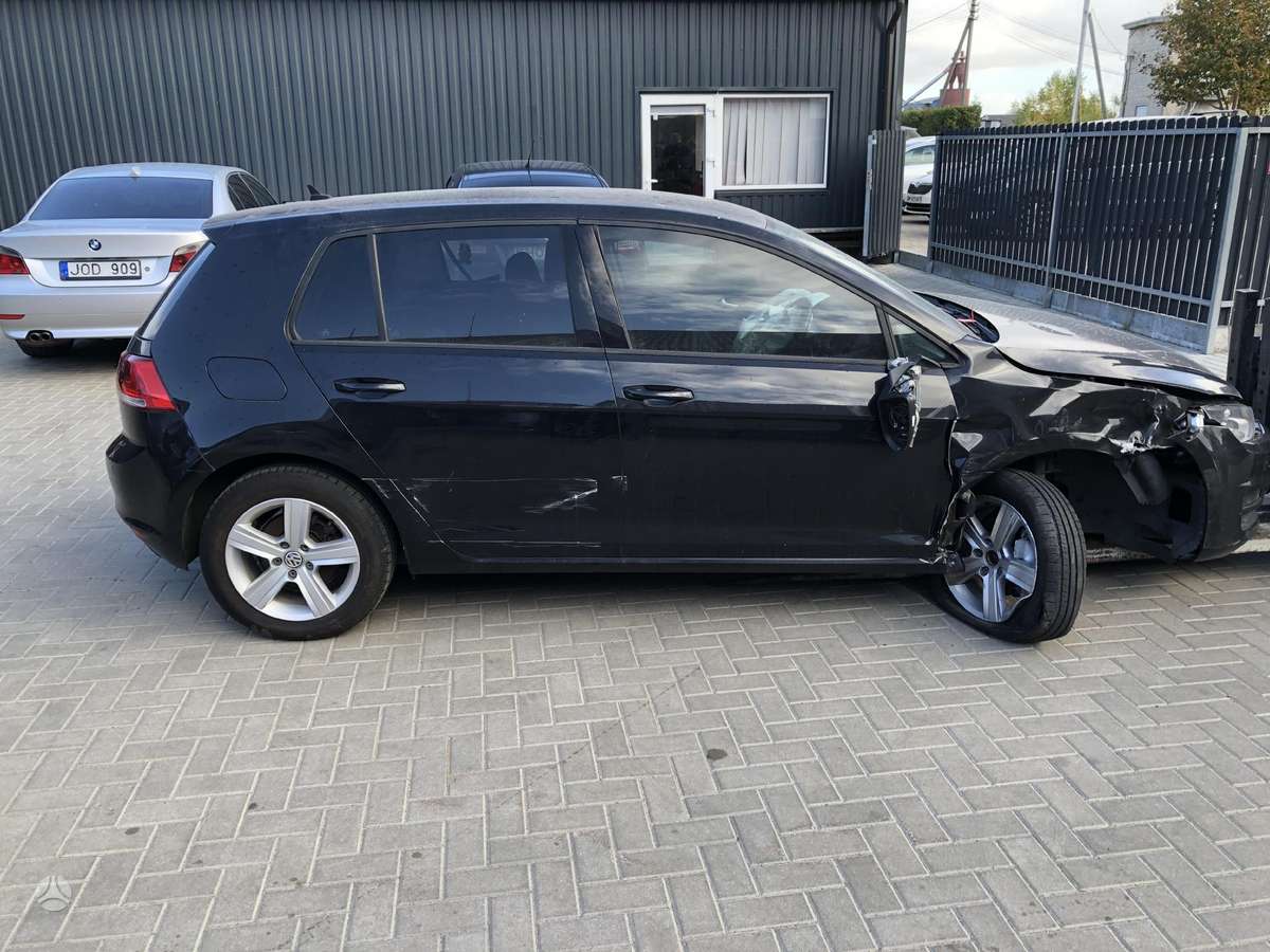 Volkswagen Golf по частям