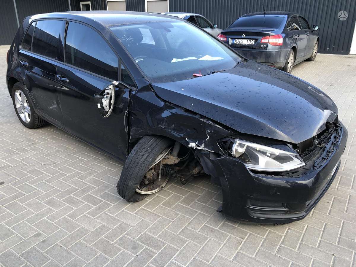 Volkswagen Golf по частям