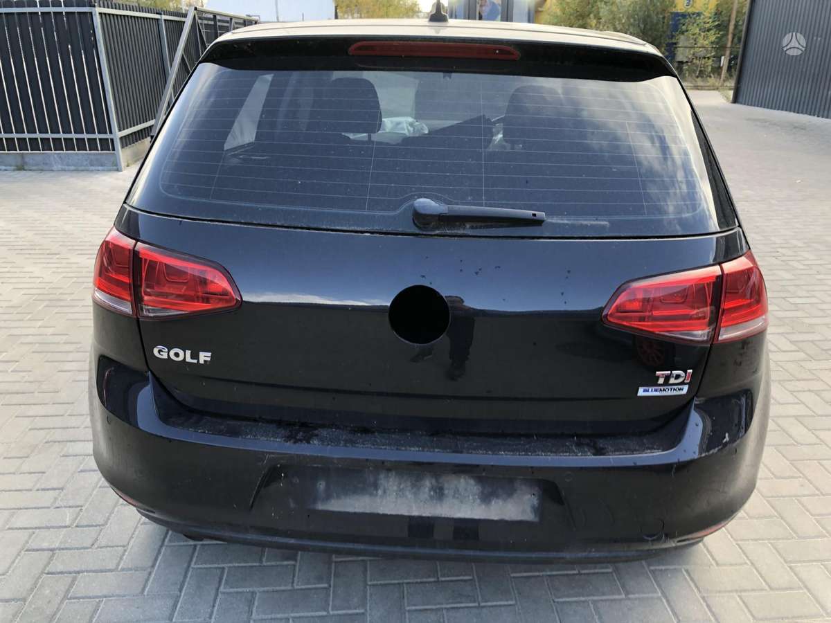 Volkswagen Golf dalimis