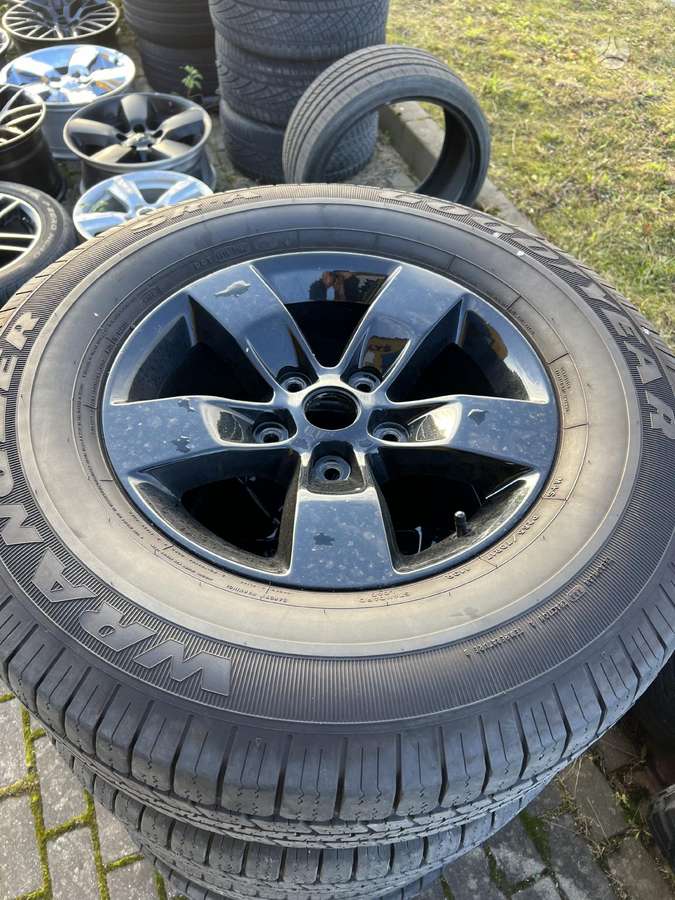 Dodge Ram, lengvojo lydinio, R17