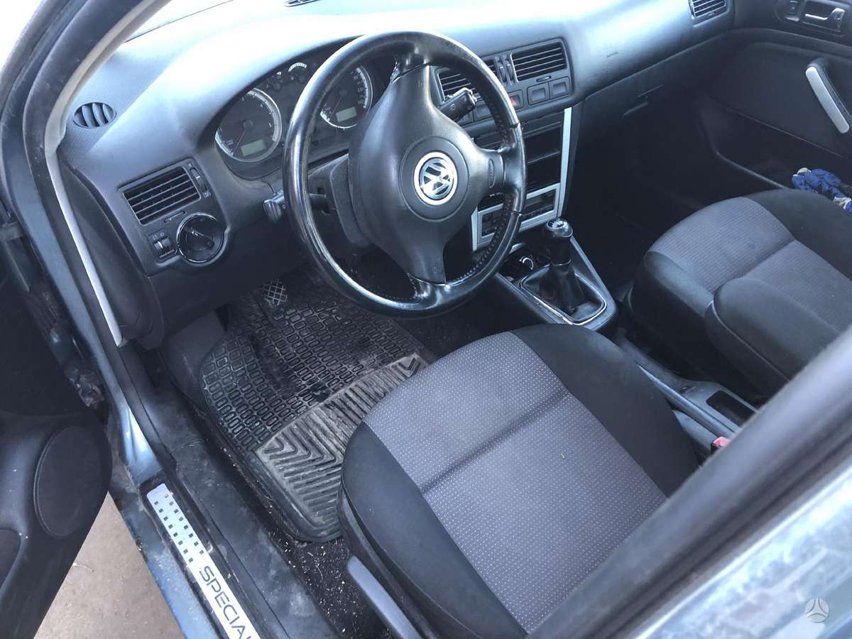 Volkswagen Bora for parts