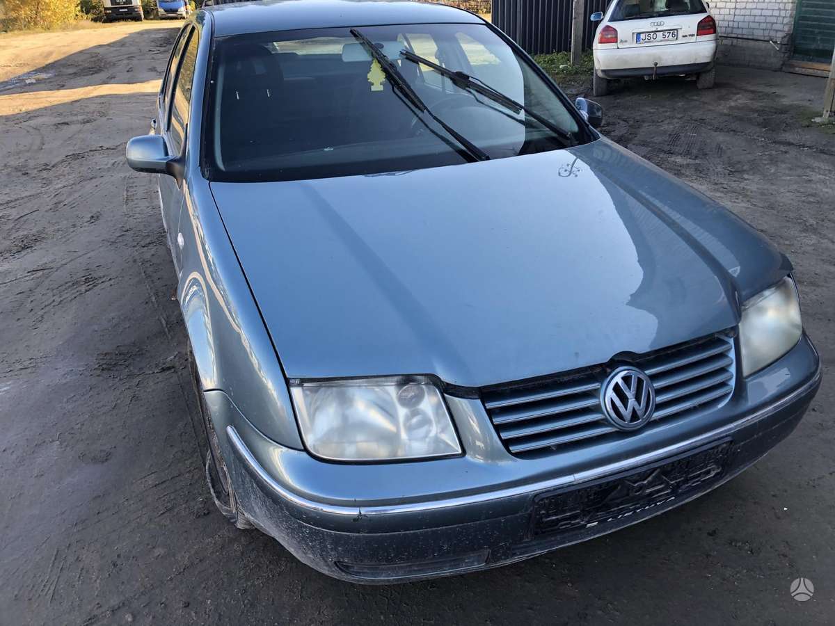 Volkswagen Bora for parts