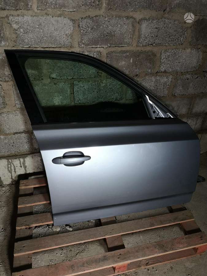BMW X3, BMW X3 priekinės durys, двери
