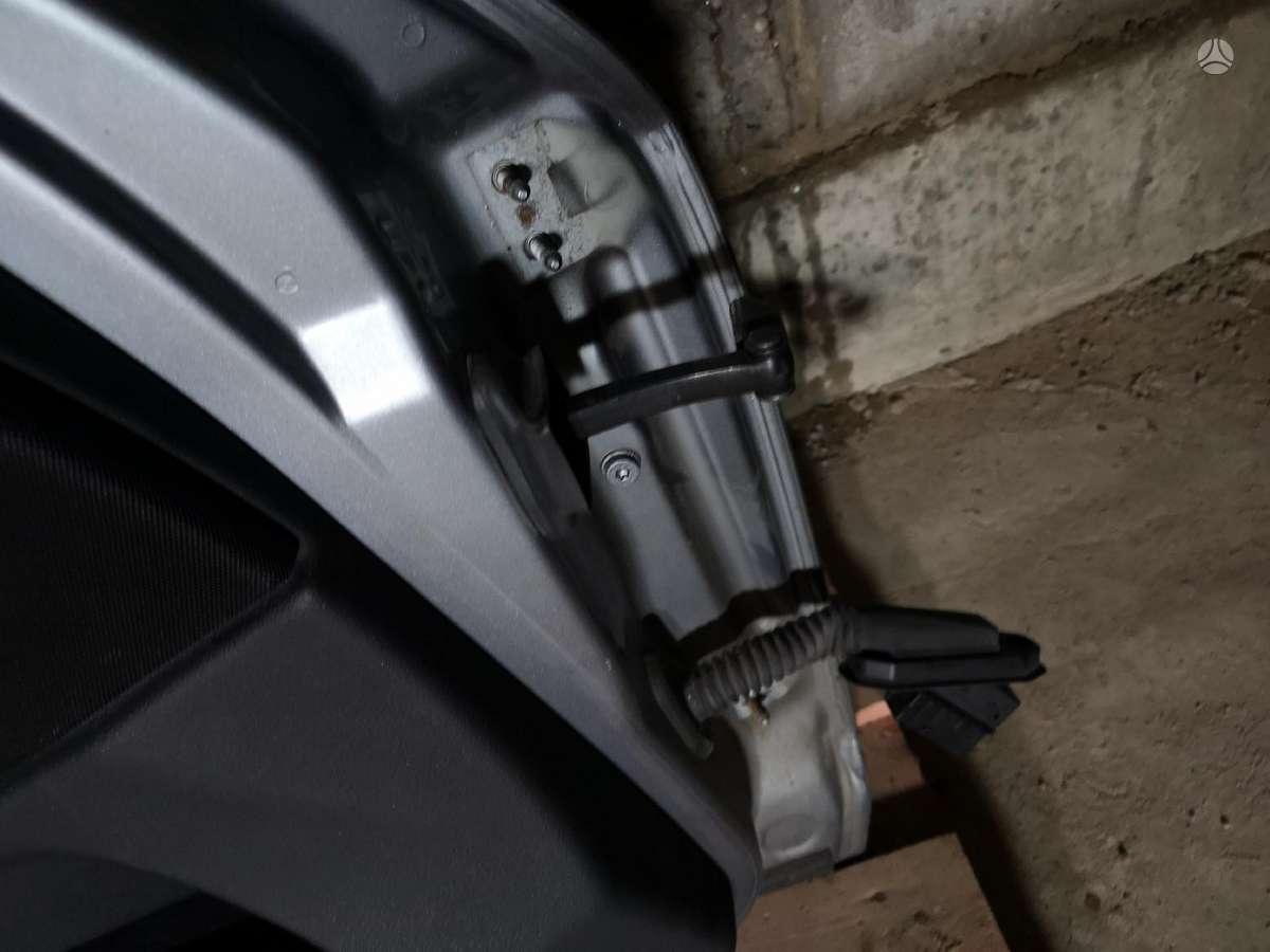 BMW X3, BMW X3 priekinės durys, двери