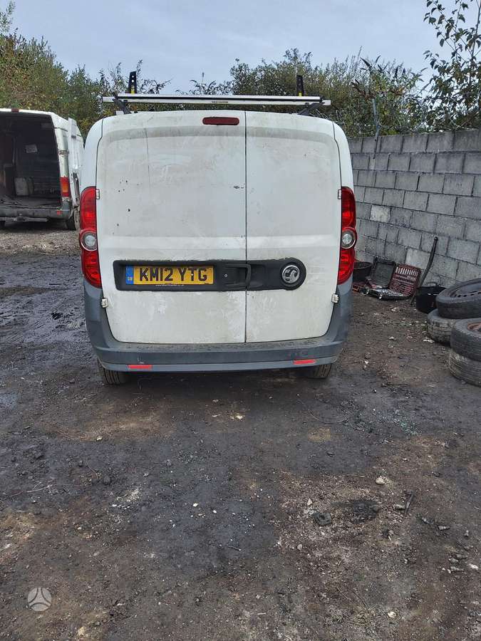 Opel Combo по частям