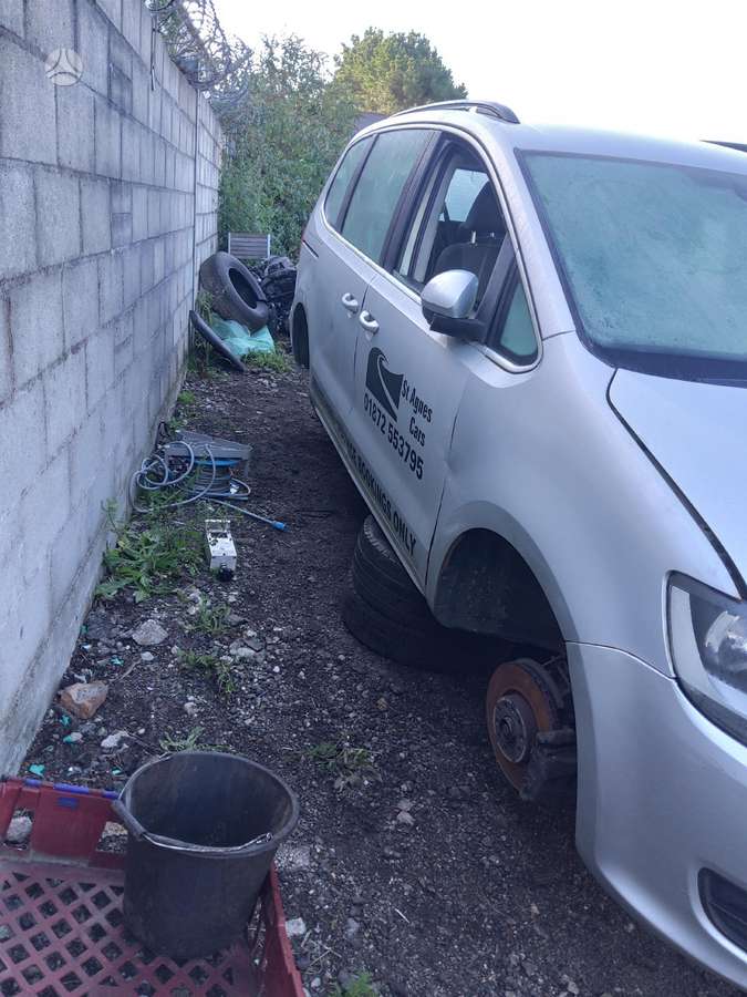 Volkswagen Sharan for parts