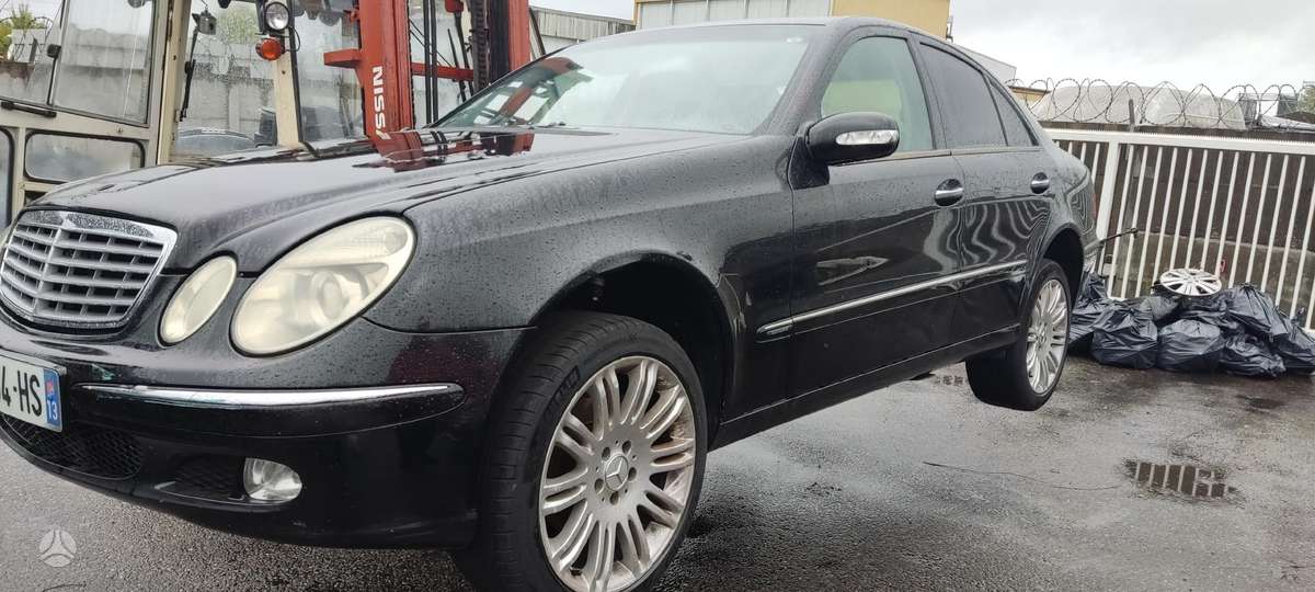 Mercedes-Benz E klasė 37069885048