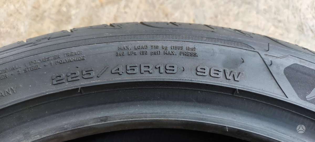 Goodyear EAGLE, летние 225/45 R19