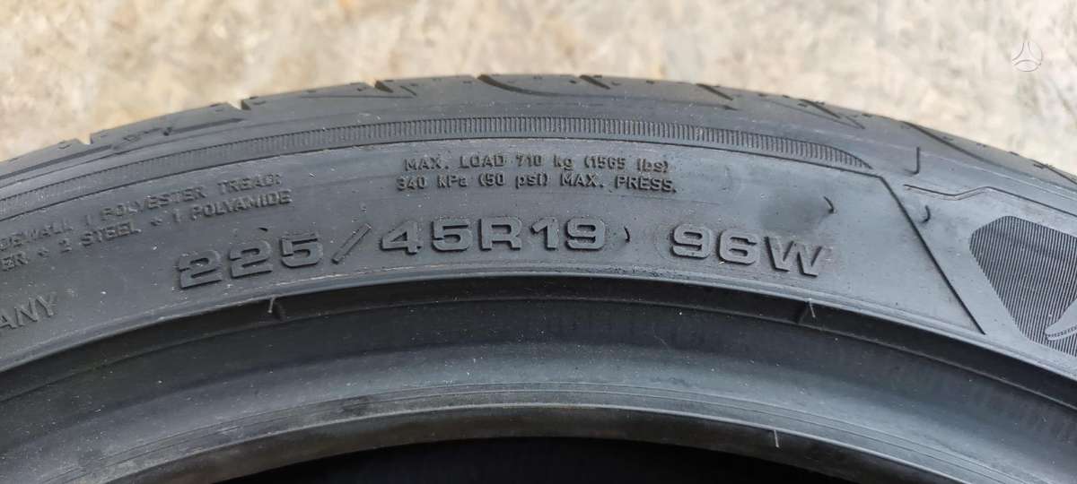 Goodyear EAGLE, vasaras 225/45 R19