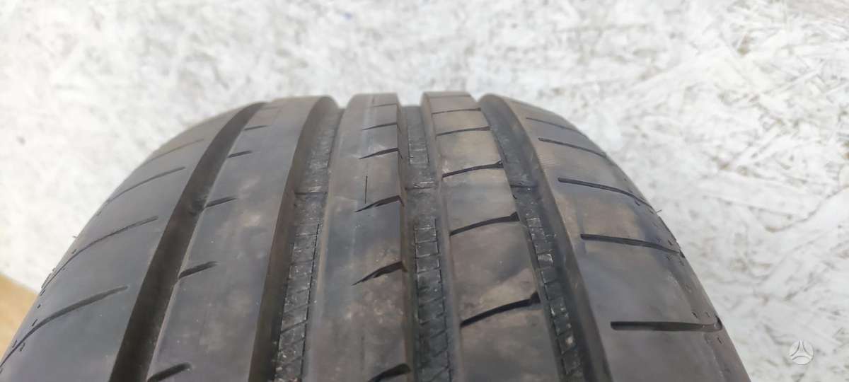 Goodyear EAGLE, vasaras 255/45 R19