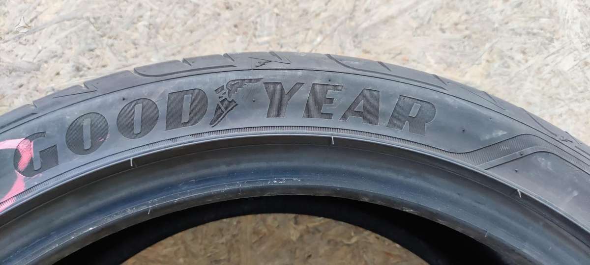 Goodyear EAGLE, vasaras 225/45 R19