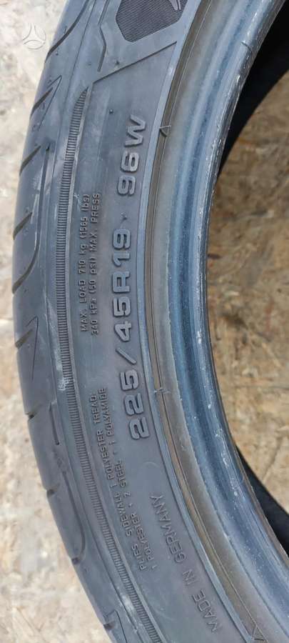 Goodyear EAGLE, летние 225/45 R19
