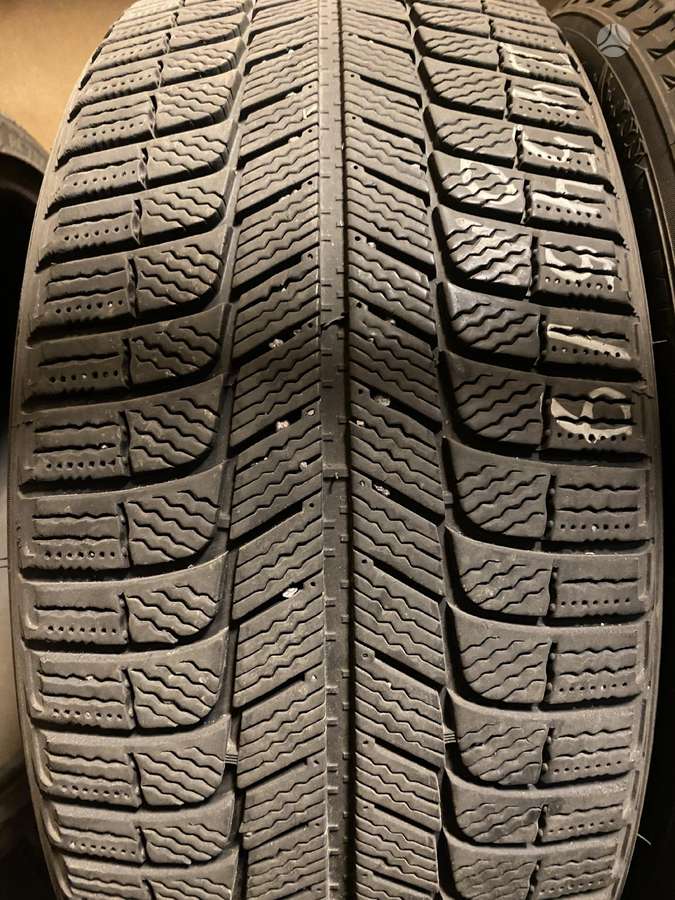 Michelin, žieminės 245/45 R19