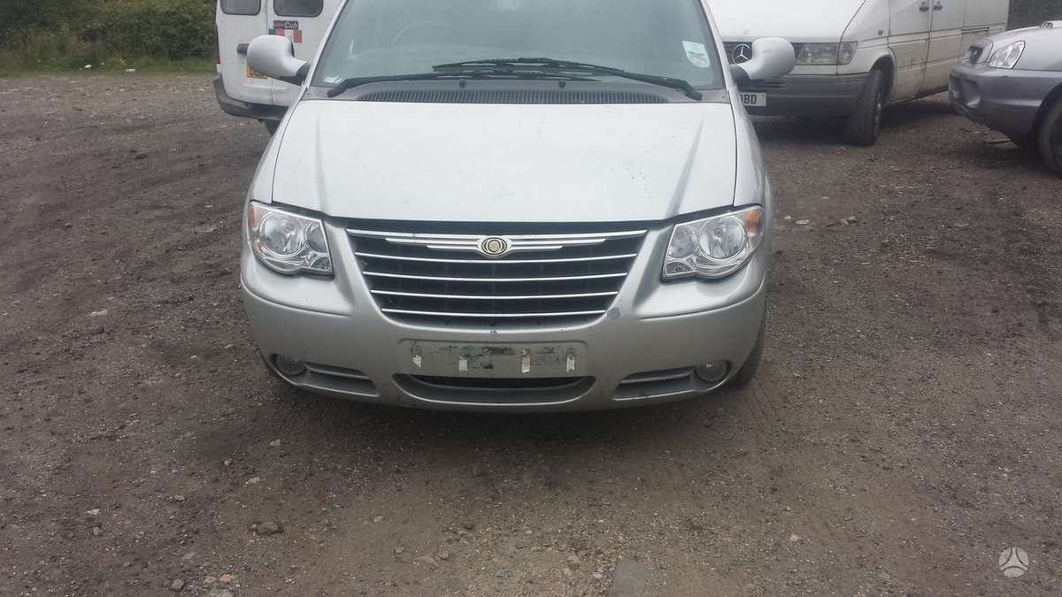 Chrysler Grand Voyager dalimis