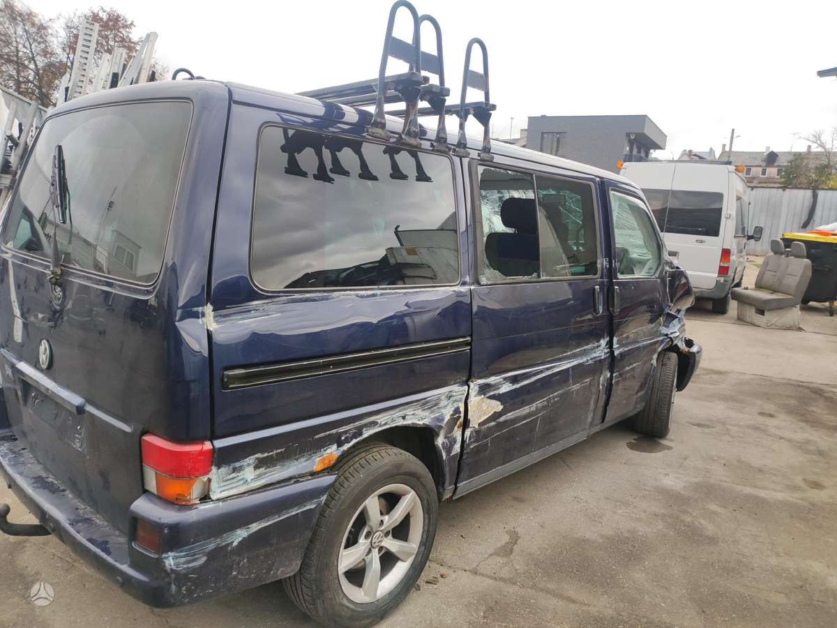 Volkswagen Multivan, passenger vans