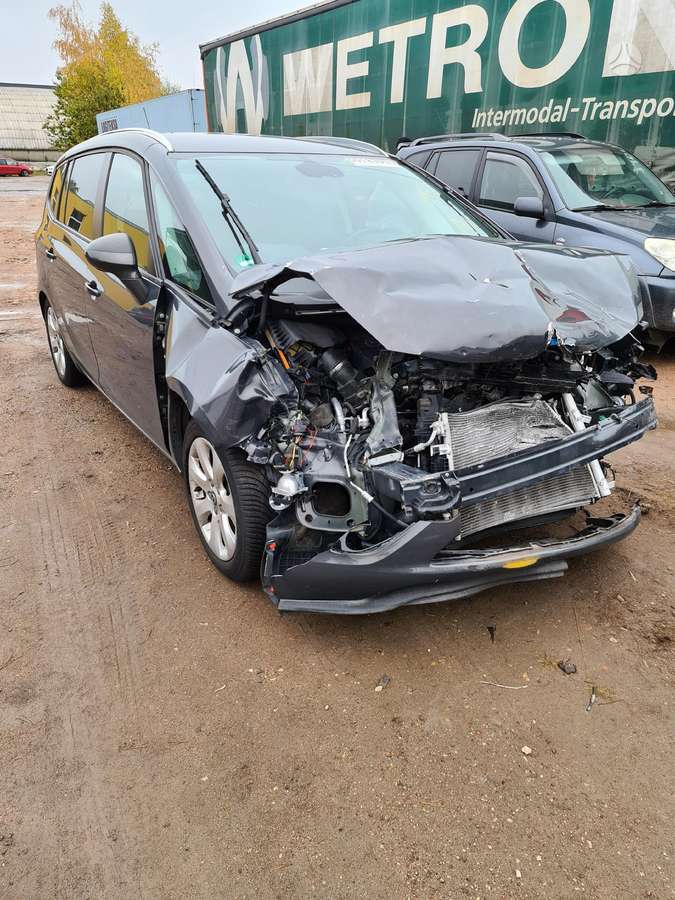 Opel Zafira Tourer
