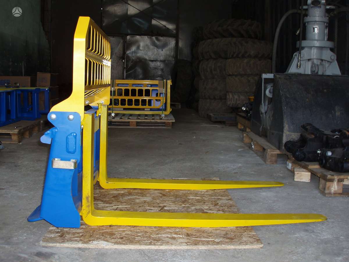 -Kita- Auger, pallet forks