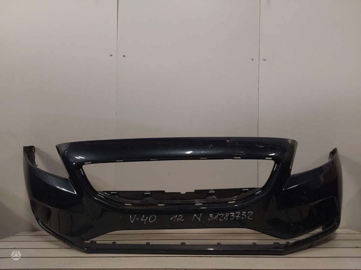 Volvo V40 по частям