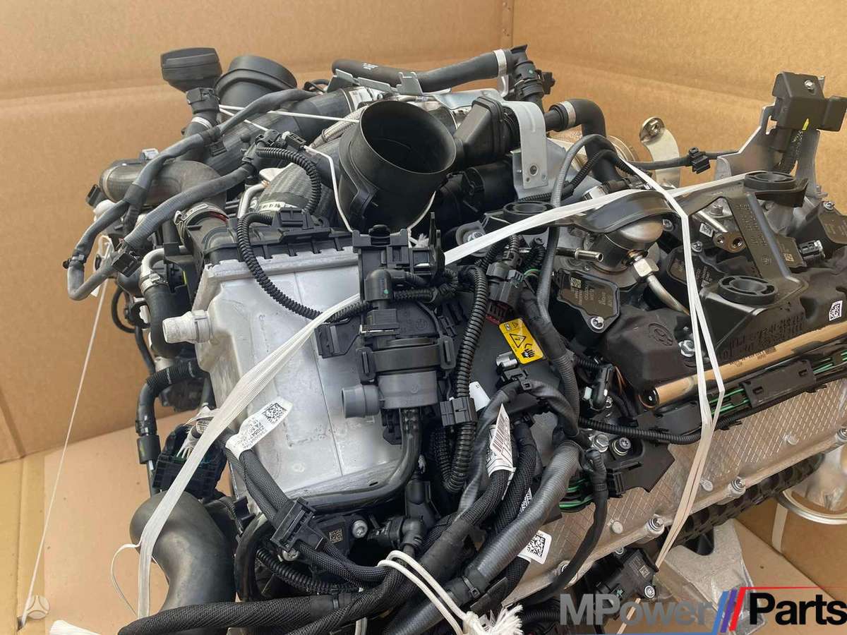 BMW X5, N63B44D, Bmw x5 5 0mi g05 pilnas variklis n63b44d 390kw rida 100km
