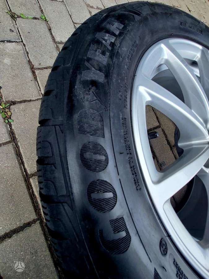 Audi 4K0601025, lengvojo lydinio, R17