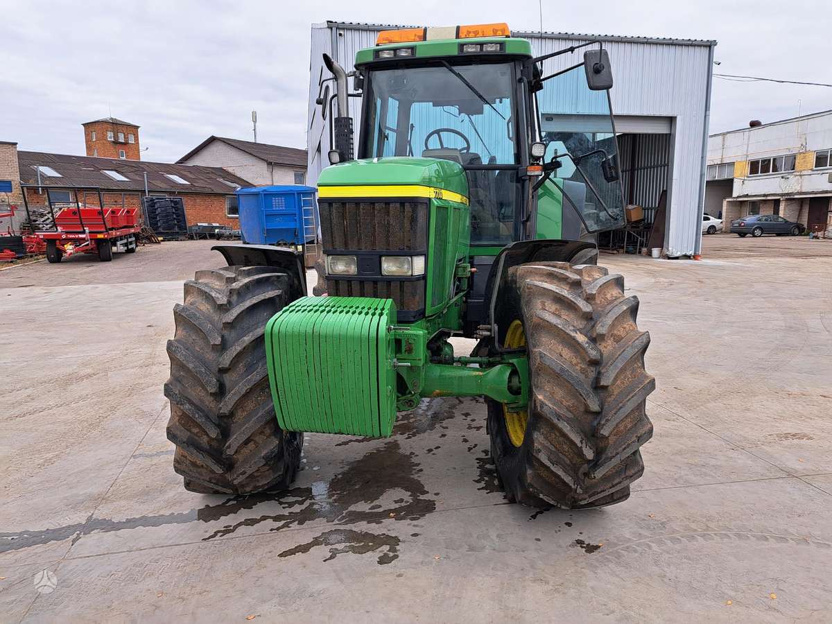 John Deere 7710, тракторы
