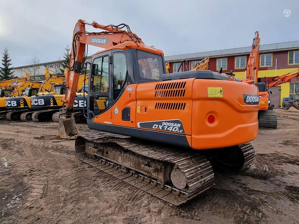 Doosan Doosan DX140LC-3, excavator