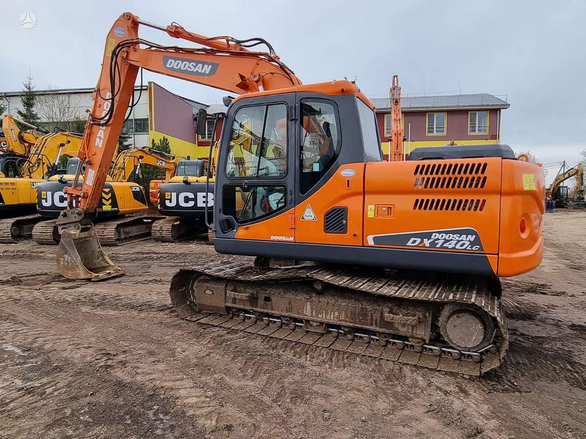 Doosan Doosan DX140LC-3, excavator