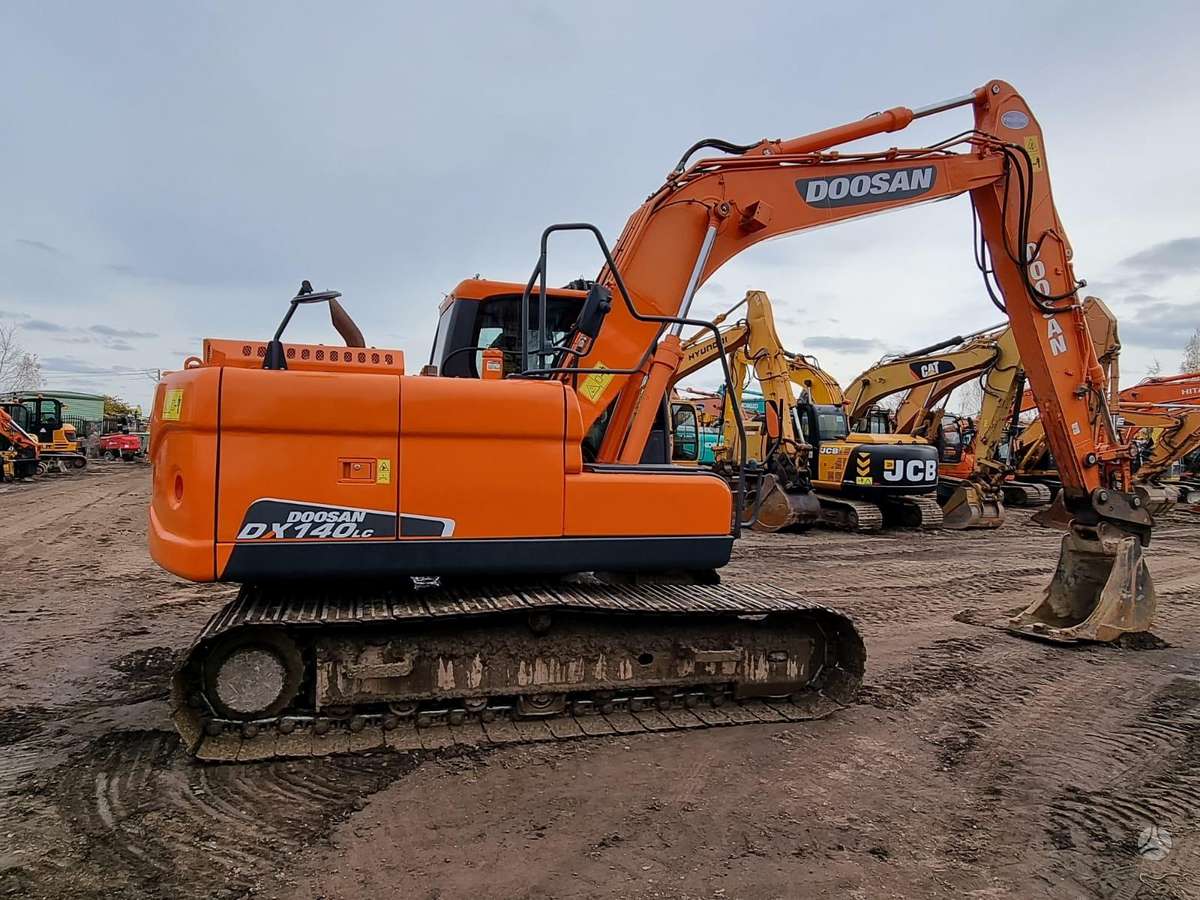 Doosan Doosan DX140LC-3, excavator
