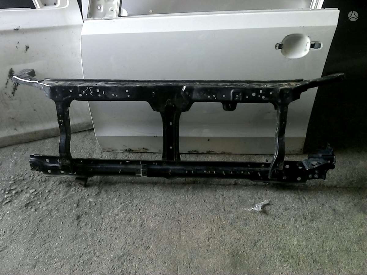 Nissan Navara детали кузова