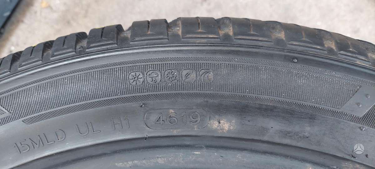 Hankook, всесезонные 255/40 R19