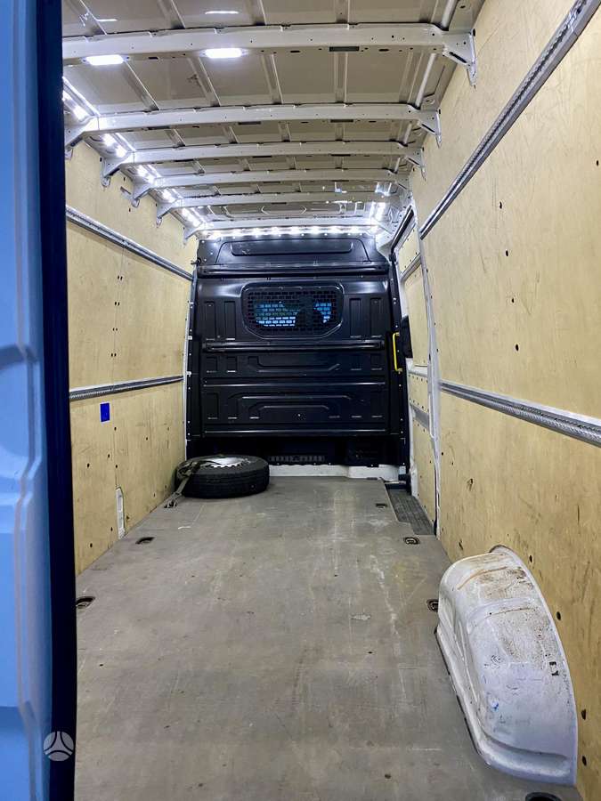 Mercedes-Benz Crafter, cargo van