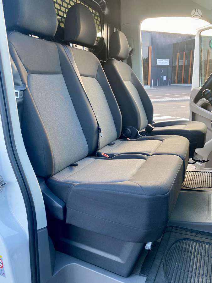 Volkswagen Crafter, cargo van
