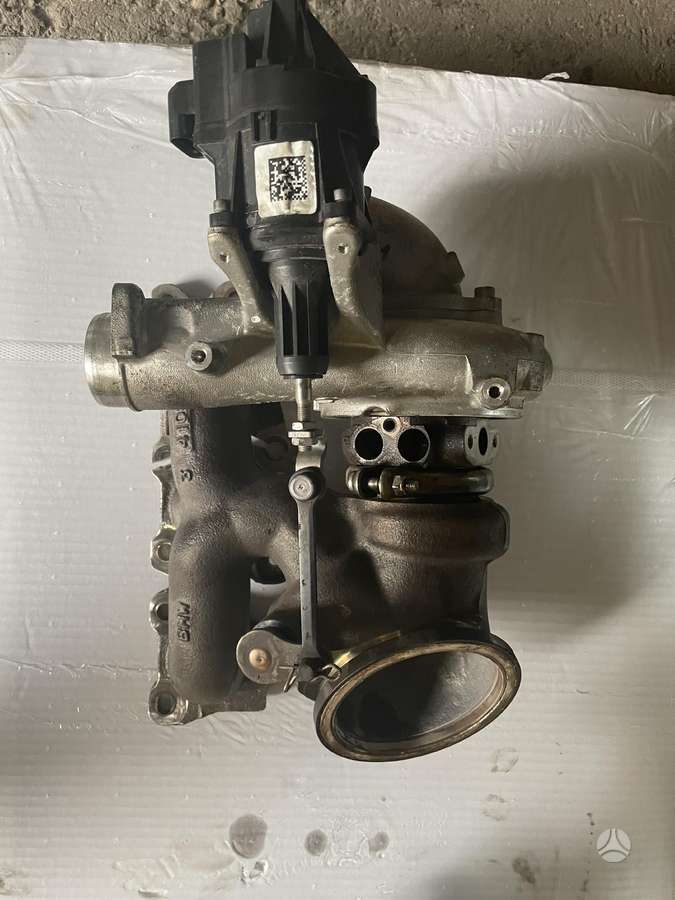 BMW M440, S55b30a, exhaust manifold, engine