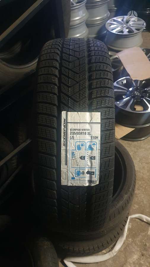 Pirelli, winter 235/65 R18